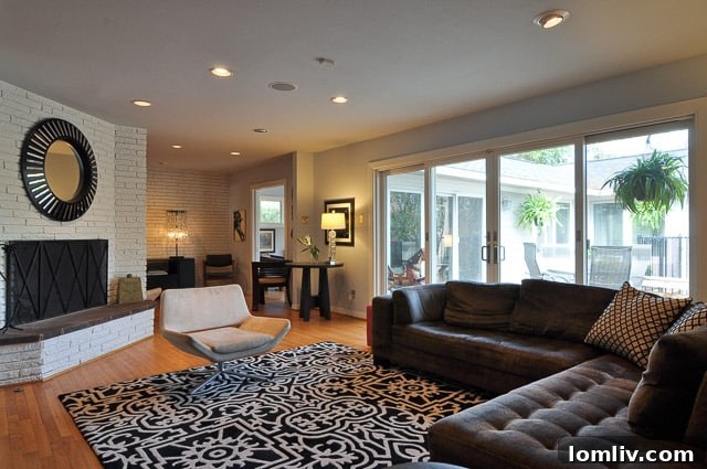 Sunday Six Hundred: From Their Playbook to Ours 11 Comfortable Bedroom with Modern Furnishings and Natural Light