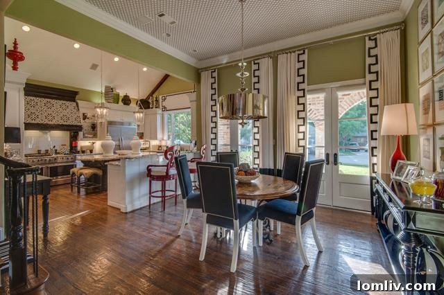 Breakfast Nook - 732 Lexington