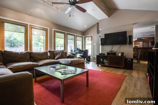 9623 Athlone Modern Living Room with Abundant Natural Light