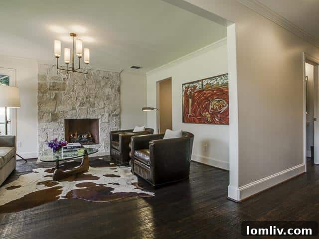 7525 Villanova Living Room - Modern Design in a Renovated Dallas Home