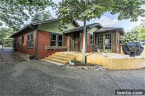 Backyard View of Fort Worth Bungalow