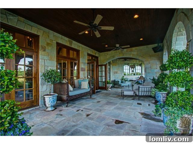 Solarium with Natural Light