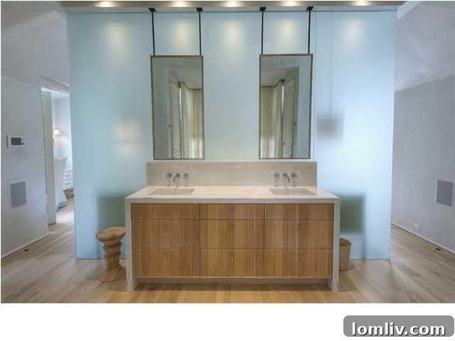 401 Western Lake Drive - Master Bathroom Luxury