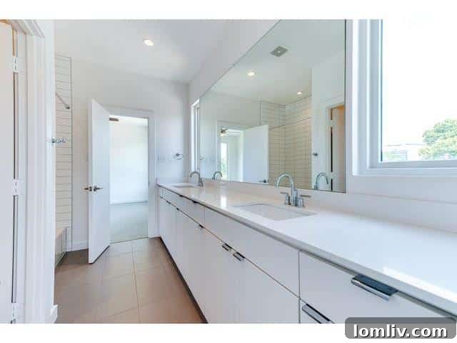 3895 Pine Tree Court Master Bathroom Shower