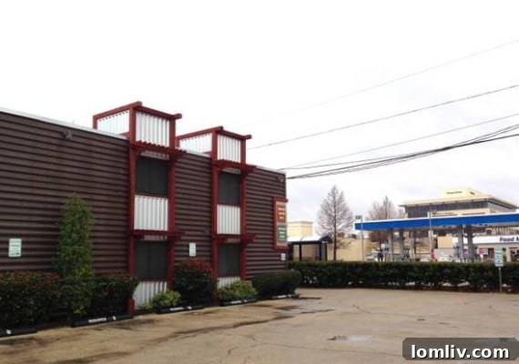 Preston Road and Northwest Highway Intersection - Behind The Pink Wall