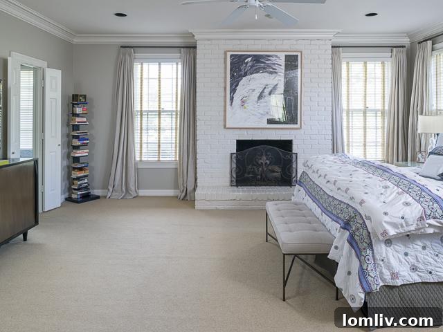 Detail of master bedroom with luxurious textures and thoughtful touches