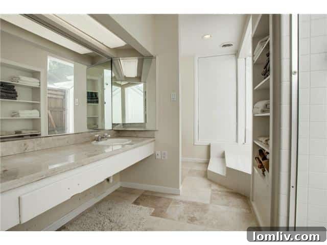 10510 Berry Knoll Master Bathroom