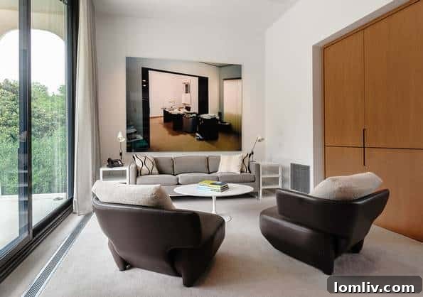 Second View of Living Area Philip Johnson Beck House