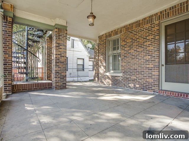 North Oak Cliff's Historic Gem: A Rare Opportunity Awaits 9 Welcoming Front Porch of Historic 1031 N. Madison