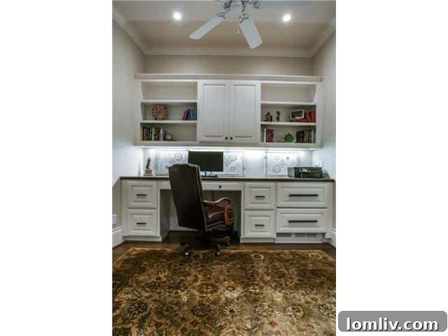 Private Desk Area in Master Closet