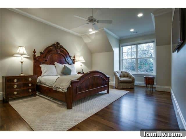 Comfortable Guest Bedroom with En-Suite Bath