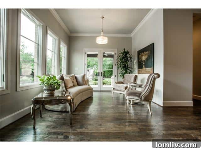 9226 Hathaway Master Bedroom Sitting Area Pool View