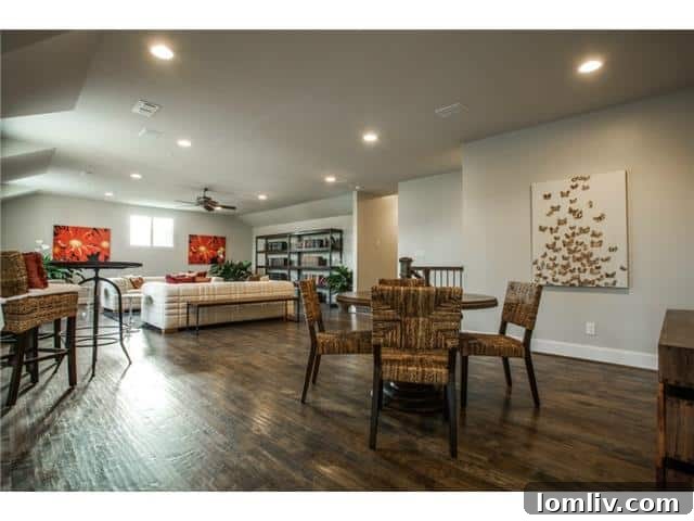 9226 Hathaway Loft Living Area