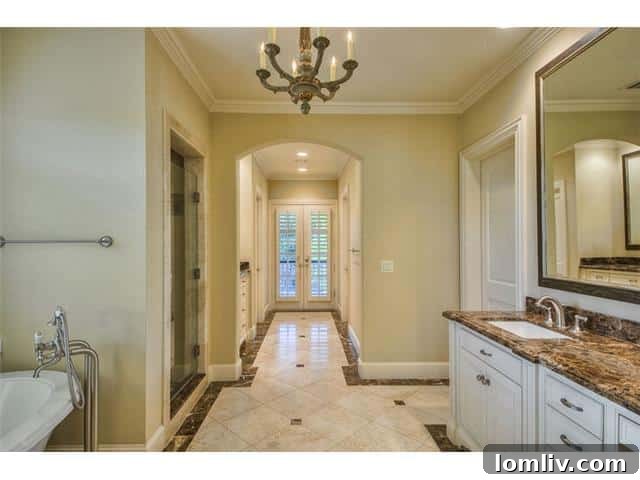 3141 Southwestern Blvd Master Bath - Luxurious Spa Amenities