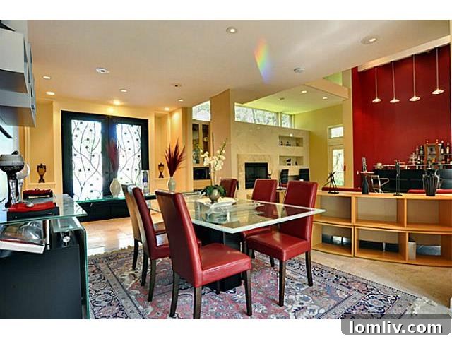 2429 N. Cooper Street Dining Area