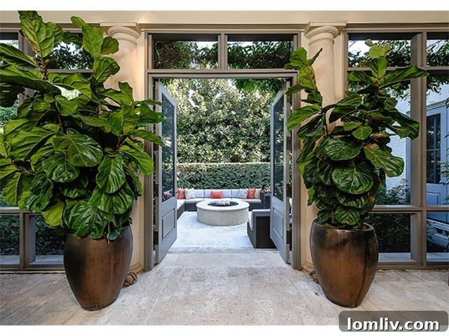 4412 Lakeside Drive - Pool Entrance