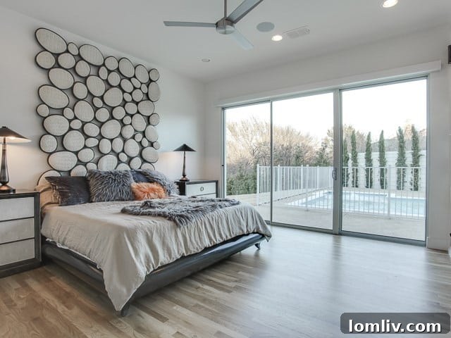 43-Downs-Lake-First-Floor-Suite - Luxurious Downstairs Master Bedroom