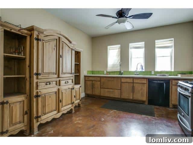 410 S. Windomere Residential Kitchen