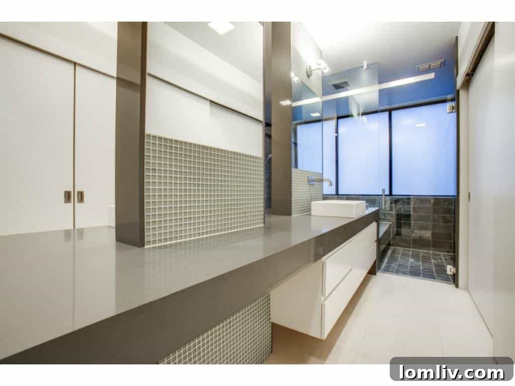 Bluffview Bound: Jordan Spieth's Travis Street Condo Is Now Available 14 4321 Travis Walk - Luxurious Master Bathroom