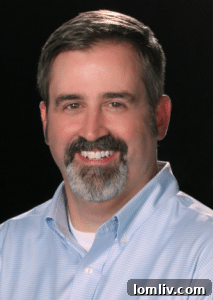 Portrait of Architect Larry Paschall