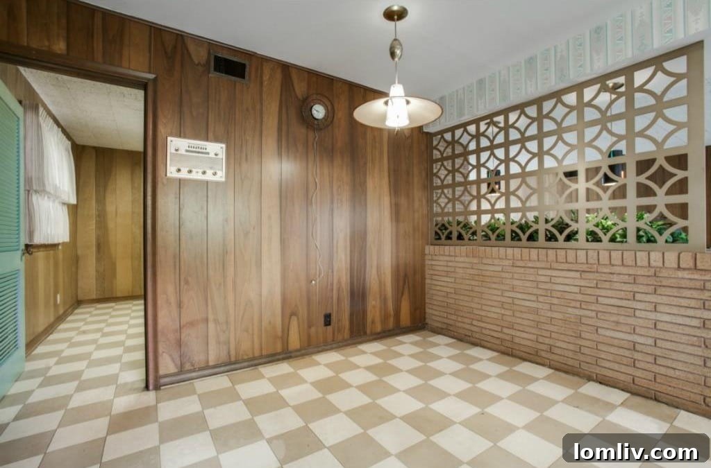 Front exterior of the Lochwood Mid-Century Modern home