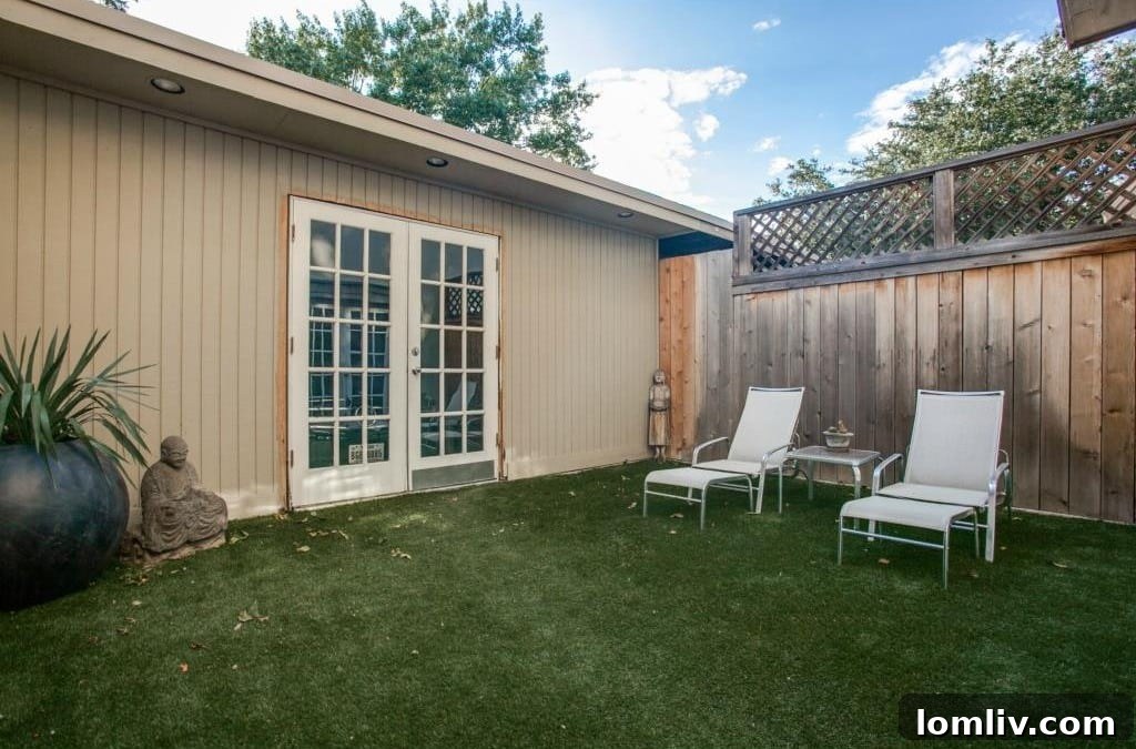 Low-Maintenance Private Courtyard with Synthetic Pet Grass