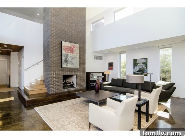 805-Kessler-Woods-Living