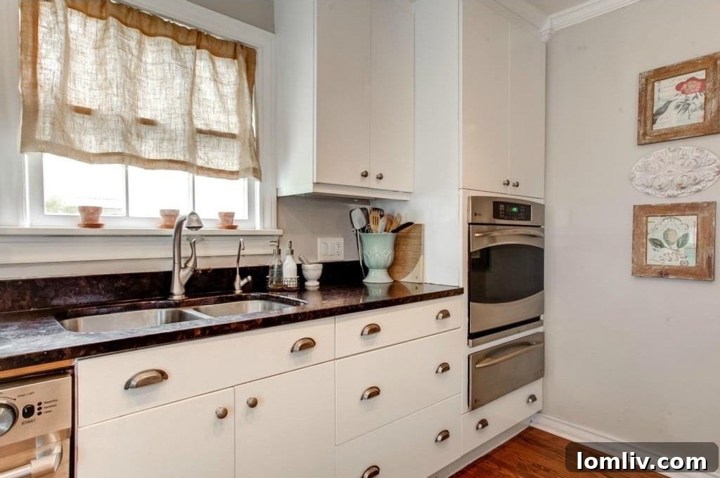 Modern Kitchen - 3028 6th Ave Ryan Place