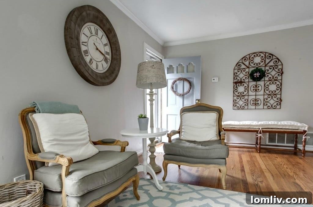 Bright Living Area - Ryan Place Home