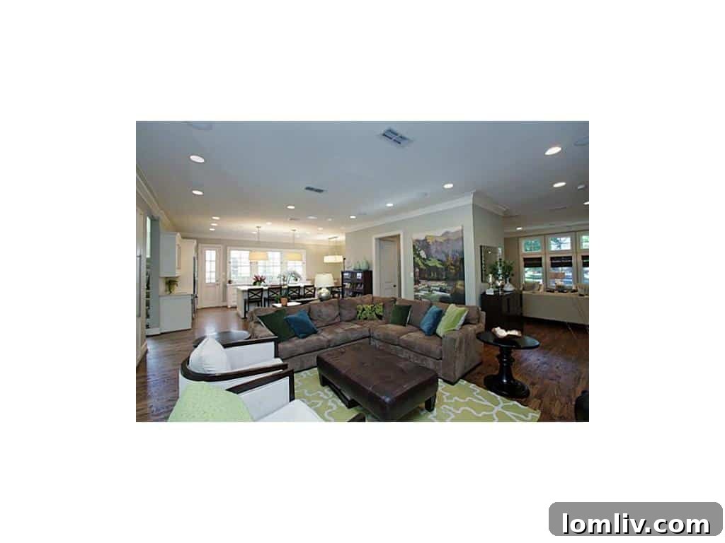 Family room or den area in a high-end Dallas home