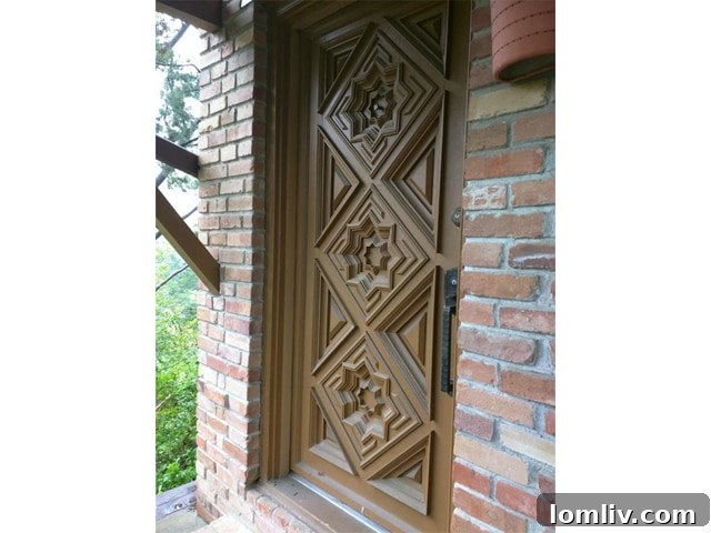 Pyka Lodge Front Door: Welcoming Historic Grandeur