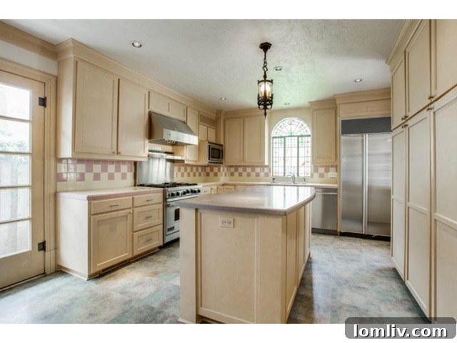 7023-Lakewood-Kitchen