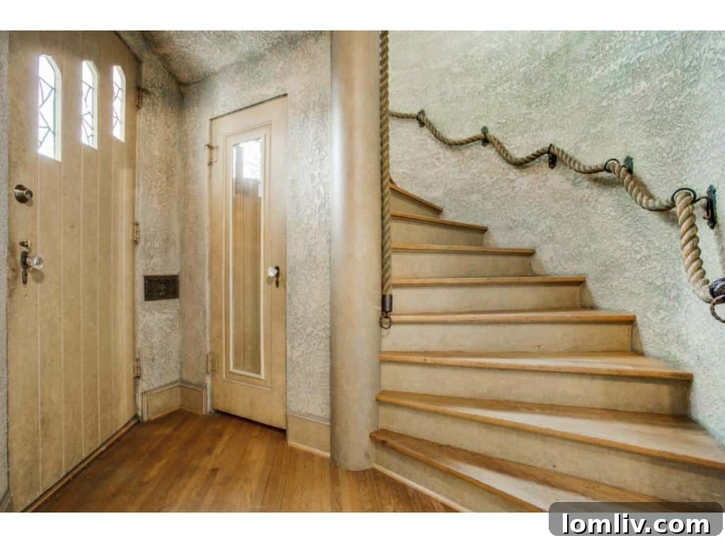 7023-Lakewood-stairs