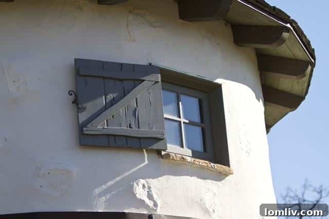 PaigeBrooke Farm - Cozy Living Area