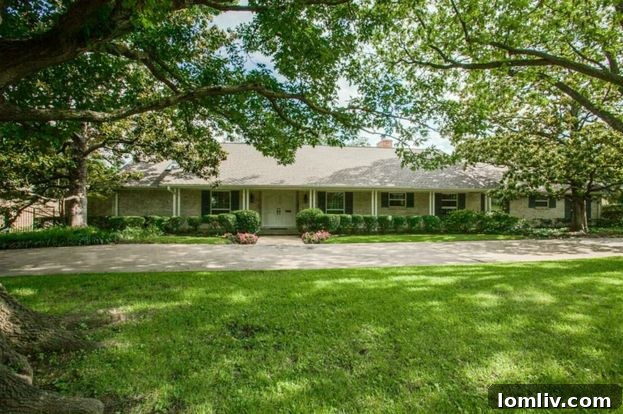 Tom Landry's Dallas home, another exterior view showing the classic 1960s architecture