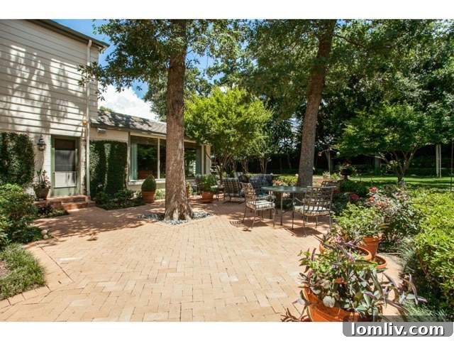 Tranquil Patio Area 4434 Rawlins