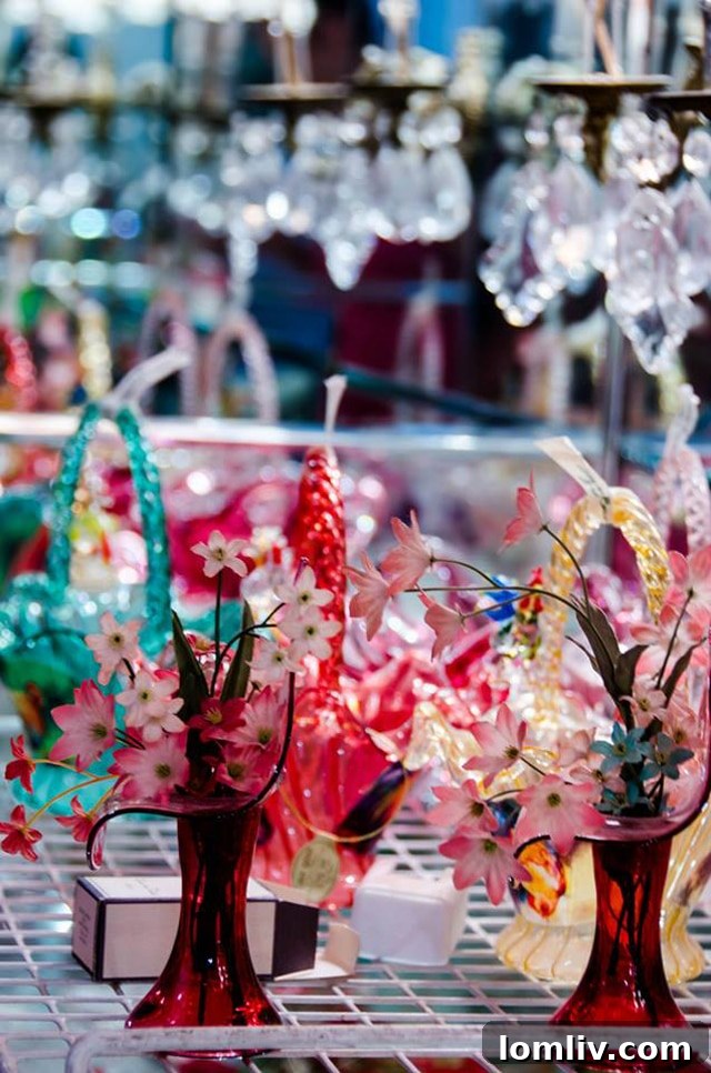 Swan-House-Collectibles