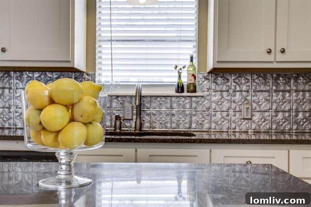 Utility Room with Washer/Dryer Connections and Pantry