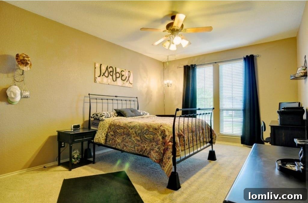 Lush Greenery Surrounding the Property