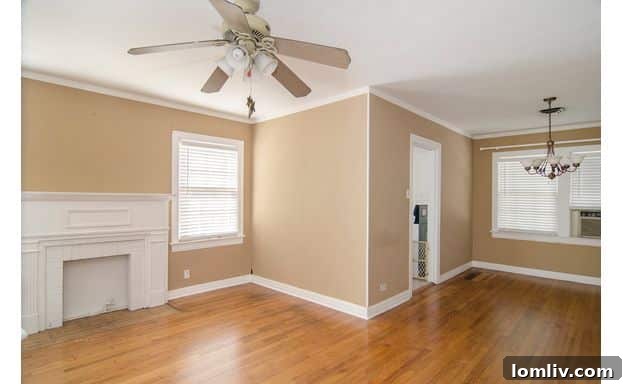 7210 Mohawk Living Room West Love