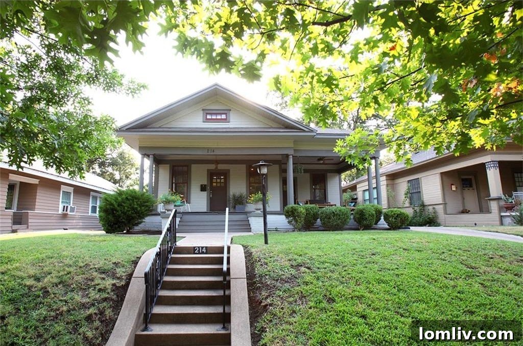 Explore Dallas' Historic Winnetka Heights with a Charming 1924 Craftsman Bungalow