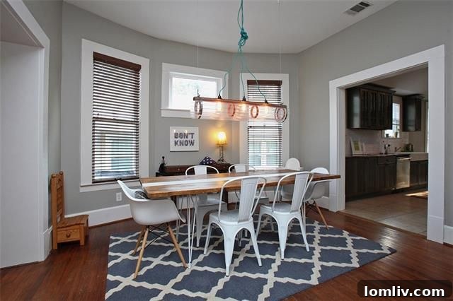 Stylish Breakfast Room with Modern Fixtures