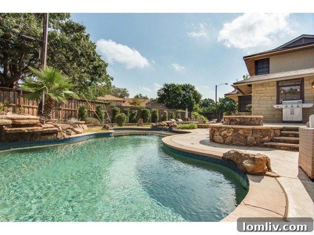 2203-W-Colorado-Pool