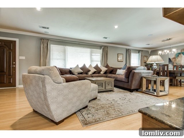 2203-W-Colorado-Living