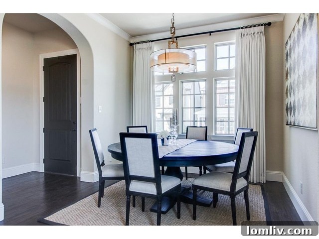 2272 Longwood Drive Dining Area