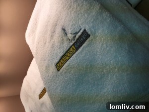 Mariposa del Lago estate entrance