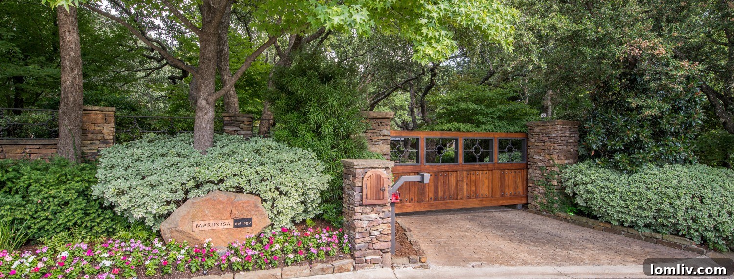 Aerial view of Mariposa del Lago on Eagle Mountain Lake