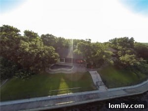 Neighboring property at 7945 Summit Cove, Fort Worth