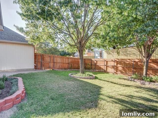 Kingston Drive Side Yard