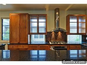 Susan Hawk and Mari Woodlief: Real Estate Architects 7 Oak Lawn Kitchen 1